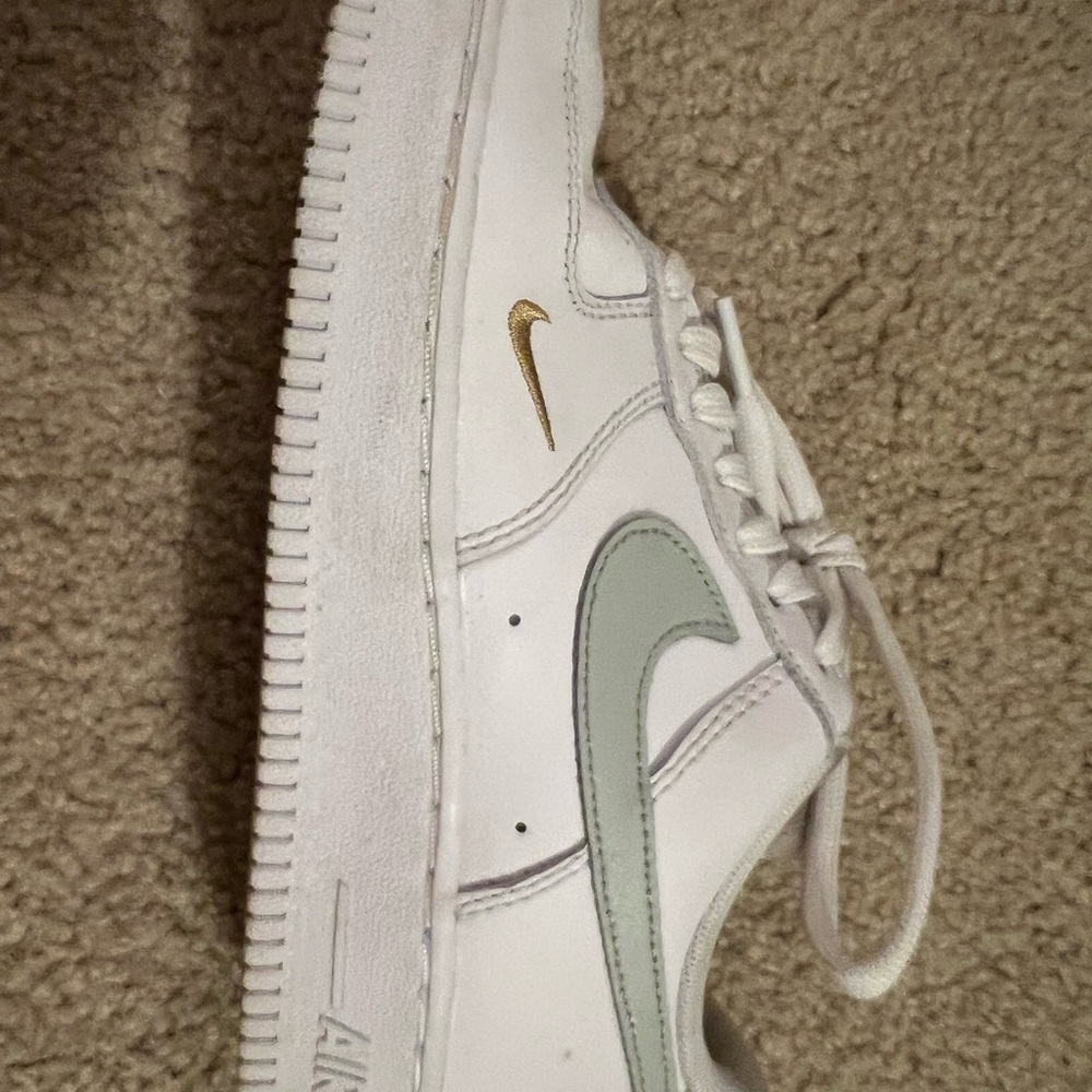 Air Forces - image 2